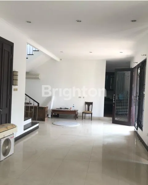 image RASAKAN HIDUP PRESTISIUS DI PIK – HUNIAN DENGAN PRIVATE POOL & BASEMENT (7)