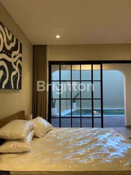 image 3BR VILLA WITH OPEN LIVING ROOM FURNISHED IN SANUR (3)