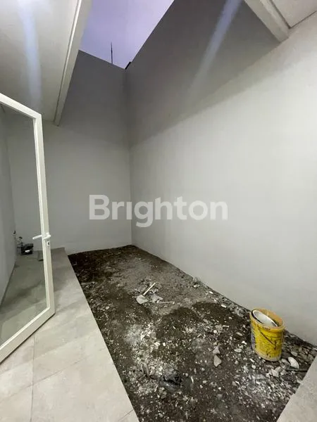 image BUTUH CEPAT LAKU!! RUMAH BARU 2 LANTAI DI SUTOREJO  (7)