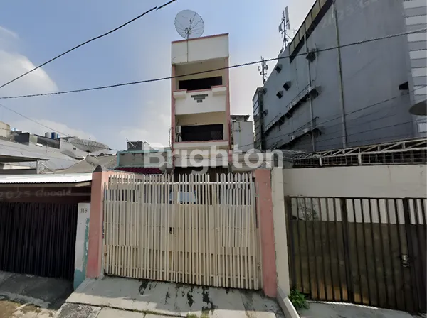 image RUMAH 3 LANTAI LOKASI STRATEGIS DI TAMANSARI DEKAT MANGGA BESAR (1)