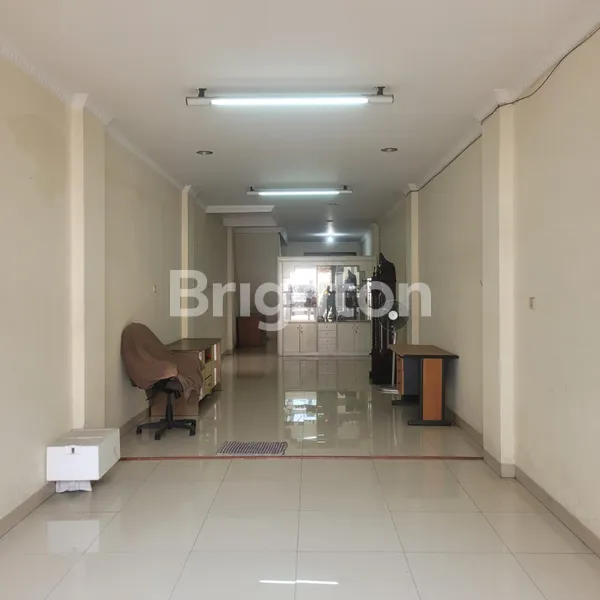 image RUMAH 3 LANTAI LOKASI STRATEGIS DI TAMANSARI DEKAT MANGGA BESAR (2)