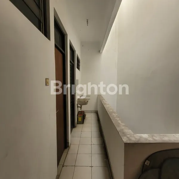 image RUMAH 3 LANTAI LOKASI STRATEGIS DI TAMANSARI DEKAT MANGGA BESAR (8)