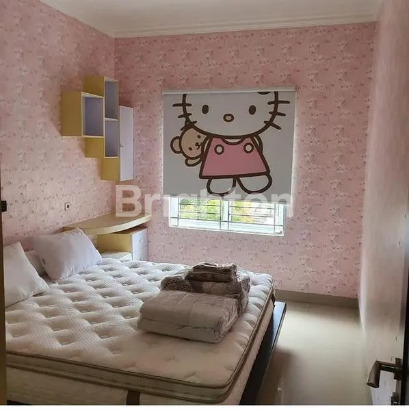 image RUMAH MEWAH FULL FURNISHED 4KT DEKAT MALL CIPUTRA - JL. RIAU (7)