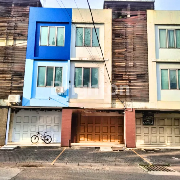 RUKO STRATEGIS DEKAT TOL PASTEUR 3 LANTAI