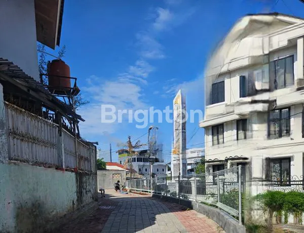 image RUMAH MEWAH DAN KOKOH GANDARIA UTARA - JAKARTA SELATAN  (1)