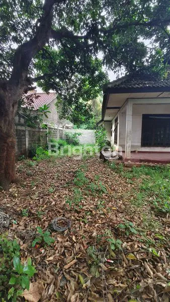 image LAHAN + BANGUNAN TUA LIMO DEPOK (3)