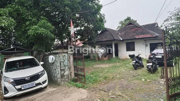 image LAHAN + BANGUNAN TUA LIMO DEPOK (1)