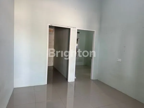 image RUMAH ASRI 2KT DI WONOREJO - HALAMAN LUAS DAN TERAWAT (2)