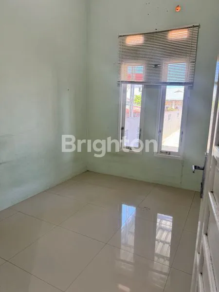 image RUMAH ASRI 2KT DI WONOREJO - HALAMAN LUAS DAN TERAWAT (1)