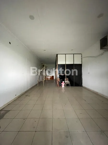 image RUKO GANDENG JALUR RAMAI PONDOK CABE RAYA TANGERANG SELATAN  (6)