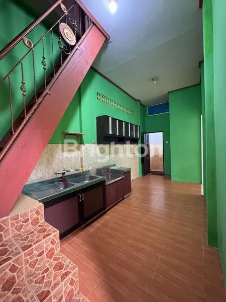 image RUMAH CANTIK RENOVASI BARU 110M² DEKAT ISLAMIC CENTER (6)