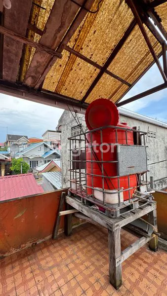 image RUMAH CANTIK RENOVASI BARU 110M² DEKAT ISLAMIC CENTER (8)