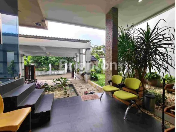 image RUMAH 2LANTAI DI JAKARTA TIMUR (3)
