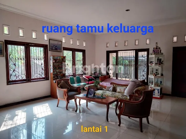 image RUMAH ESTETIK  ASRI DI UNGARAN  JAUH DARI POLUSI (3)