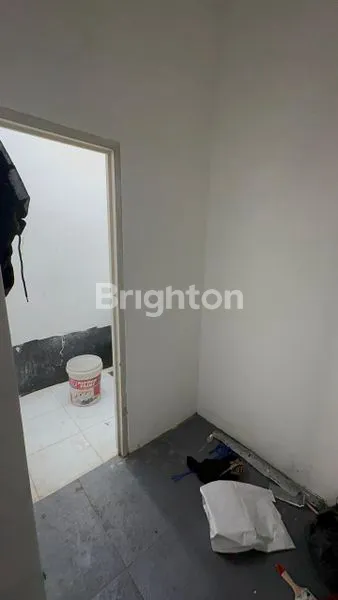 image RUKO STRATEGIS 1 LANTAI DEKAT METRO TANAH ABANG, BEBAS BANJIR (5)