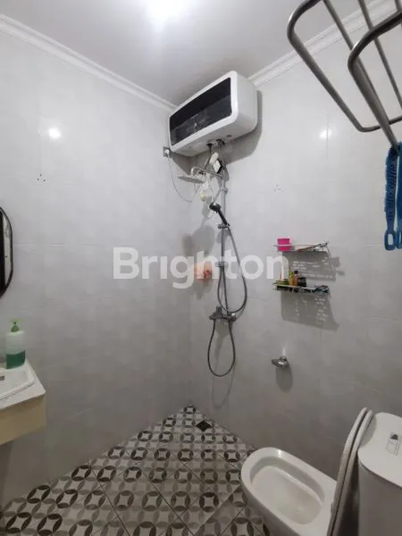 image DIJUAL RUMAH 2 LANTAI SEKTOR 1D GADING SERPONG SUDAH RENOVASI (6)