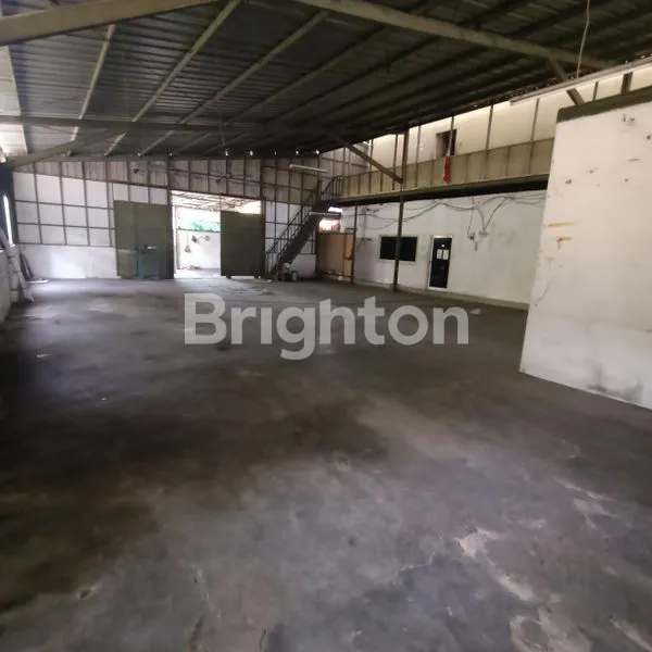 image RUMAH TUA HITUNG TANAH SAJA DAERAH  ARJUNA JAKARTA BARAT (4)