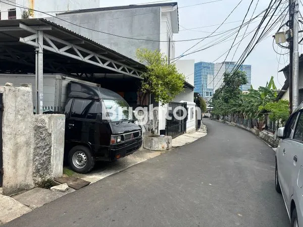 image RUMAH TUA HITUNG TANAH UTAN KAYU , UTAN KAYU UTARA . JAKARTA TIMUR (2)