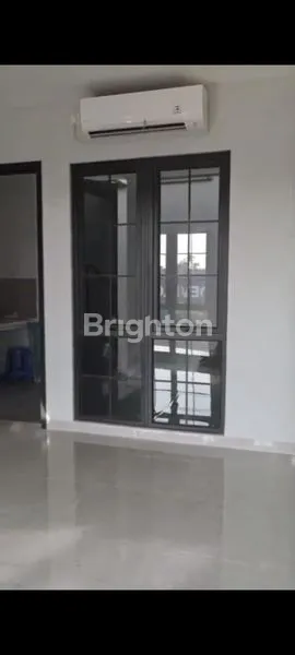 image RUMAH 2 LANTAI MEWAH DEKAT TOL & LRT DI PUSAT BEKASI TIMUR (5)