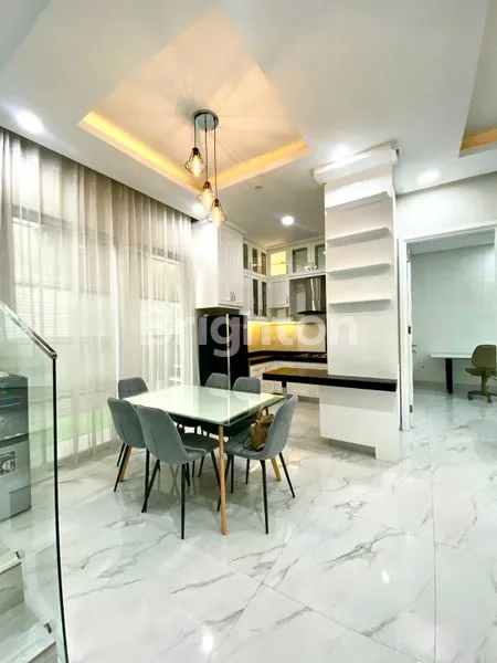 image RUMAH MEWAH NYAMAN FULL FURNISHED DI LIPPO CIKARANG (3)