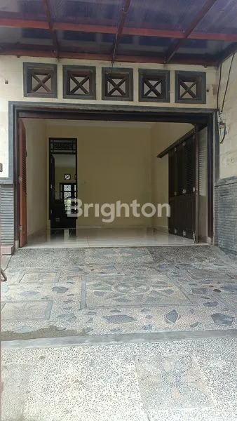 image JUAL RUMAH TERAWAT 2LANTAI-DIPUSAT KOTA PANJER (2)