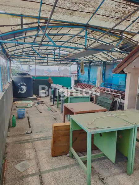 image RUMAH HOOK MEWAH 3 LANTAI DEKAT TOL MOH TOHA BANDUNG (8)