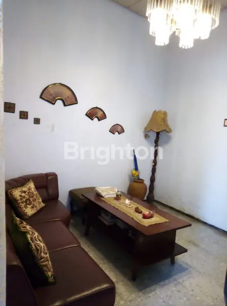 image RUMAH MEWAH 6KT DI SARONO JIWO - HOOK SIAP HUNI 300M² (6)