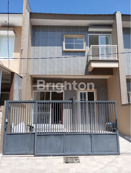 image RUMAH MULYOSARI BARU GRESS, MINIMALIS, SISA 1 UNIT SAJA, SELANGKAH KE RAYA MULYOSARI, DEKAT KAMPUS ITS UNAIR, DEKAT RUMAH SAKIT UNAIR MITRA KELUARGA RSIA KENDANGSARI MERR DAN PERKANTORAN, LINGKUNGAN PADAT PENDUDUK BANYAK SENTRA KULINER (1)