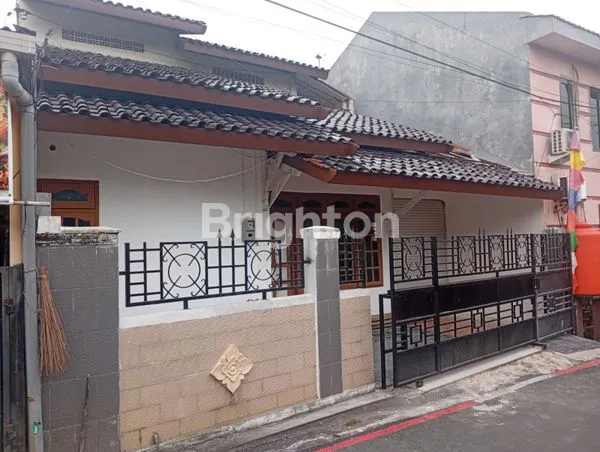 image DIJUAL RUMAH MURAH BANGET DIBAWAH NJOP NO RENOV (2)