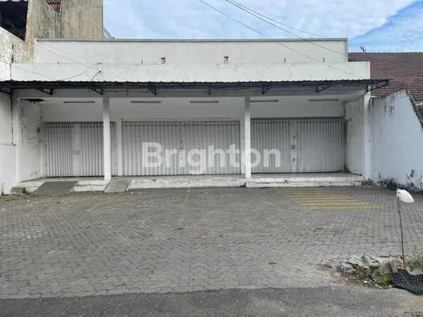 image DISEWAKAN TEMPAT USAHA KOMERSIL DI JEMURSARI COCOK UNTUK MINIMARKET, CAFE, BANK DLL    (1)