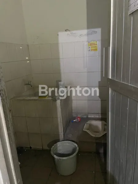 image DISEWAKAN TEMPAT USAHA KOMERSIL DI JEMURSARI COCOK UNTUK MINIMARKET, CAFE, BANK DLL    (7)