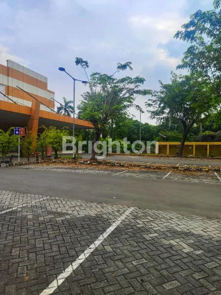 image BANGUNAN GEDUNG LUAS 2 LANTAI, STRATEGIS EX. SUPERMARKET & DEPARTMENT STORE COCOK UNTUK DI CAKUNG JAKARTA TIMUR (4)