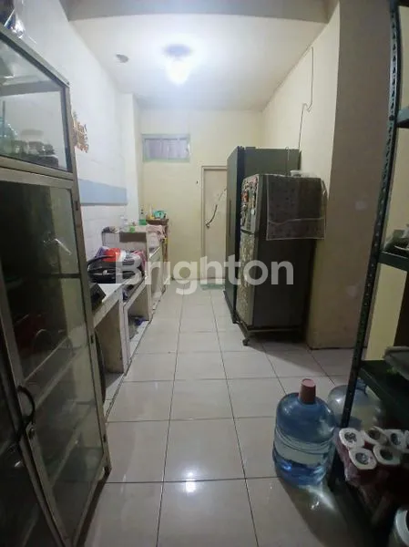 image RUMAH DI BAWAH 1 M DALAM GANG, KEBON JERUK XIII TAMAN SARI JAKARTA BARAT SERTIFIKAT DI BANK BISA LANJUTKAN KPR UK. 7X8 M2 RUMAH 2 LANTAI HADAP BARAT (4)