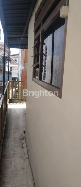image RUMAH KOST 10 KT FURNISHED 2 LANTAI DEKAT KAMPUS  NEGERI UM MALANG (7)