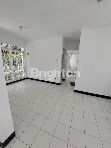 image RUMAH STRATEGIS SIAP HUNI DI ARCAMANIK-KOTA BANDUNG (4)