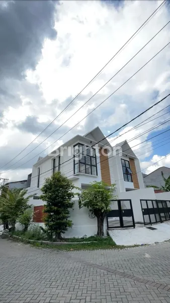 image DARMO2AN BARU GRESS 2LT MODEL BARU KEKINIAN SCANIDIVIAN (5)