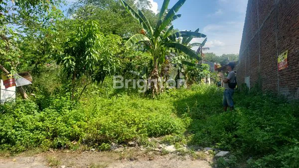 image LAHAN DAPAT DIJADIKAN 2 UNIT RUMAH (2)