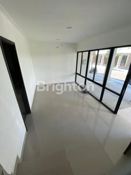 image RUMAH 3LANTAI DI PIK2 CLUSTER OSAKA PANTAI INDAH KAPUK JAKARTA UTARA (2)