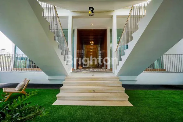 image LUXURIOUS VILLA AT CENGGILING, JIMBARAN. CLOSE TO BALANGAN BEACH.  (3)