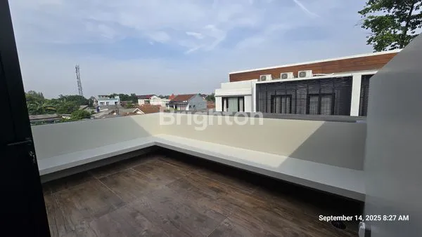 image TOWNHOUSE MEWAH NYAMAN LINGKUNGAN EKSKLUSIF MEWAH (5)