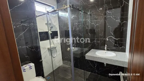 image TOWNHOUSE MEWAH NYAMAN LINGKUNGAN EKSKLUSIF MEWAH (4)