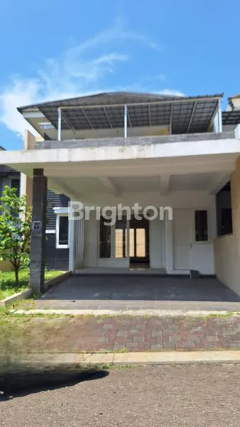 image RUMAH 2 LANTAI 3+1 KT LEGENDA WISATA CIBUBUR (1)