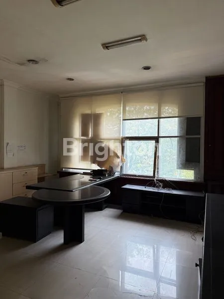 image RUKO ROYAL SUNTER 5 LANTAI SEMI-FURNISHED SIAP PAKAI (5)