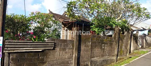 image TANAH SEMI HOOK 325M² DI KOMPLEKS ELITE TUKAD SANGSANG TABANAN (2)