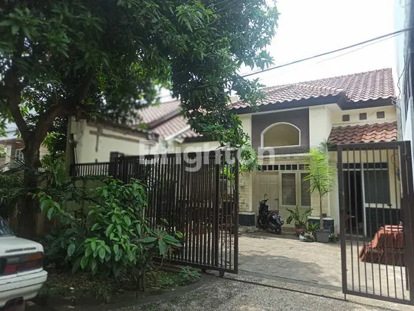 DI JUAL RUMAH, 2 LANTAI, MELATI MAS BSD
