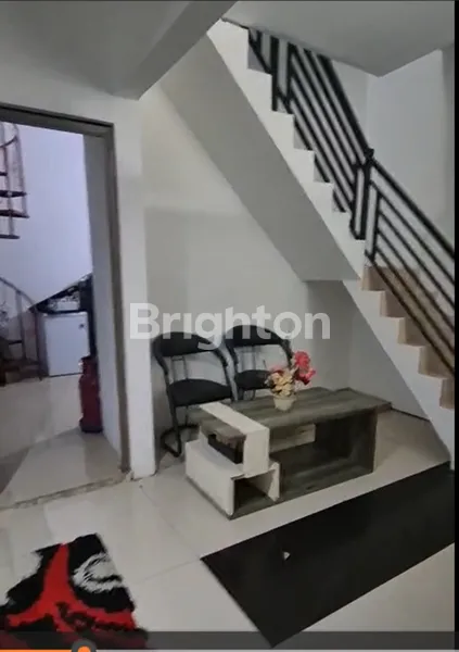 image RUMAH 3 LANTAI BABATAN PRATAMA (5)