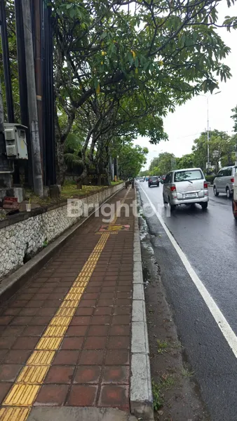 image RUKO 3 LANTAI LOKASI KUTA (2)