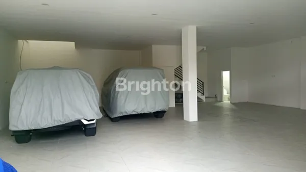 image RUKO 3 LANTAI LOKASI KUTA (3)