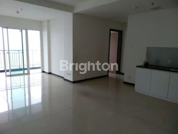 image CONDOMINIUM GREEN BAY PLUIT, 3+1 BR, VIEW LAUT,  LANTAI TINGGI (3)