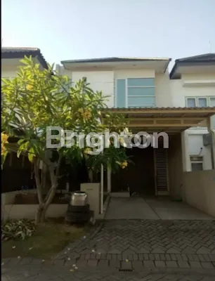 image RUMAH MINIMALIS 2 LANTAI SIAP HUNI (1)